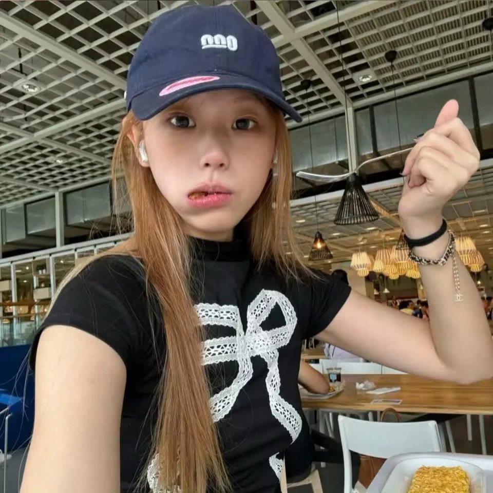 我在窗口遇见他